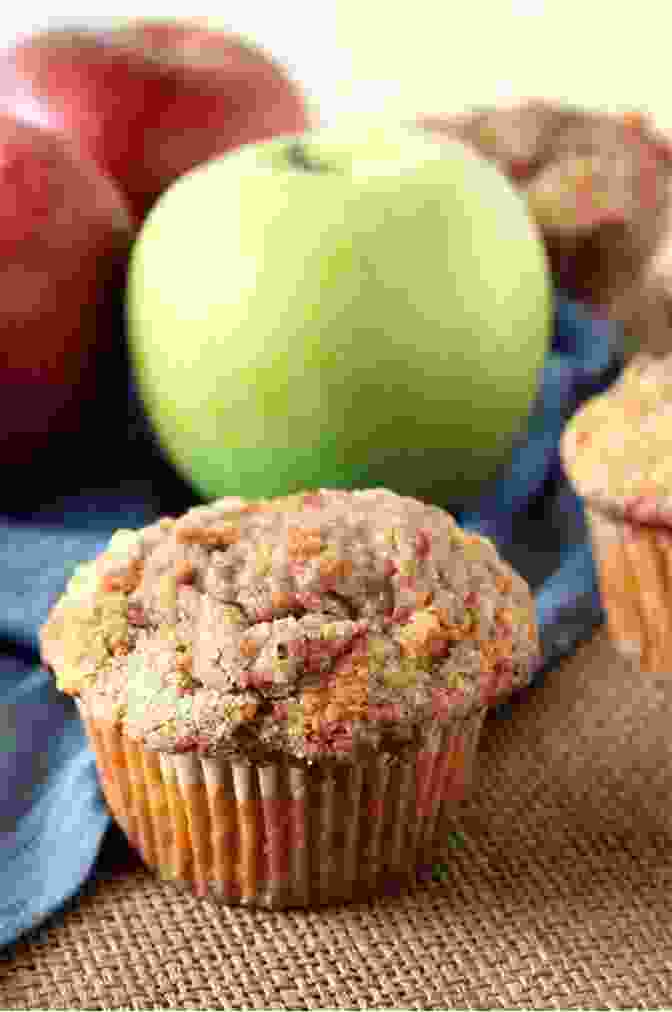 Apple Cinnamon Muffins With Golden Brown Tops And Apple Cinnamon Filling 101 Quick Easy Cupcake And Muffin Recipes